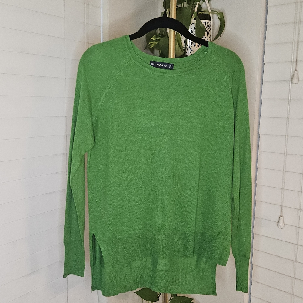 ZARA Green Lightweight Raglan Knit Sweater High-Low Hem - M
